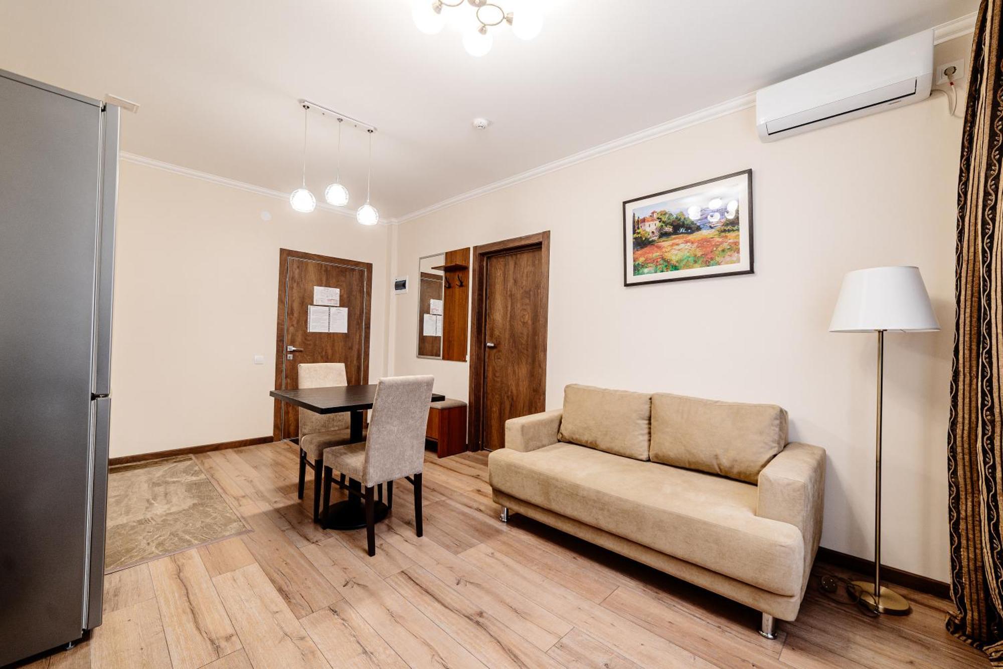 Chagala Hotel Aksai Aksay ภายนอก รูปภาพ
