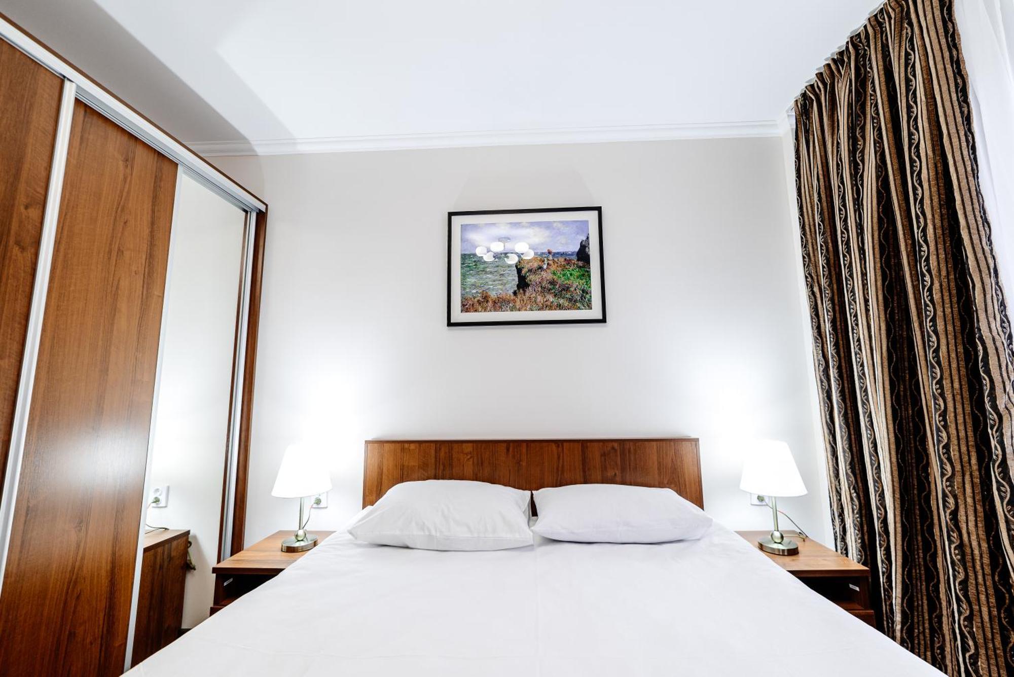 Chagala Hotel Aksai Aksay ภายนอก รูปภาพ