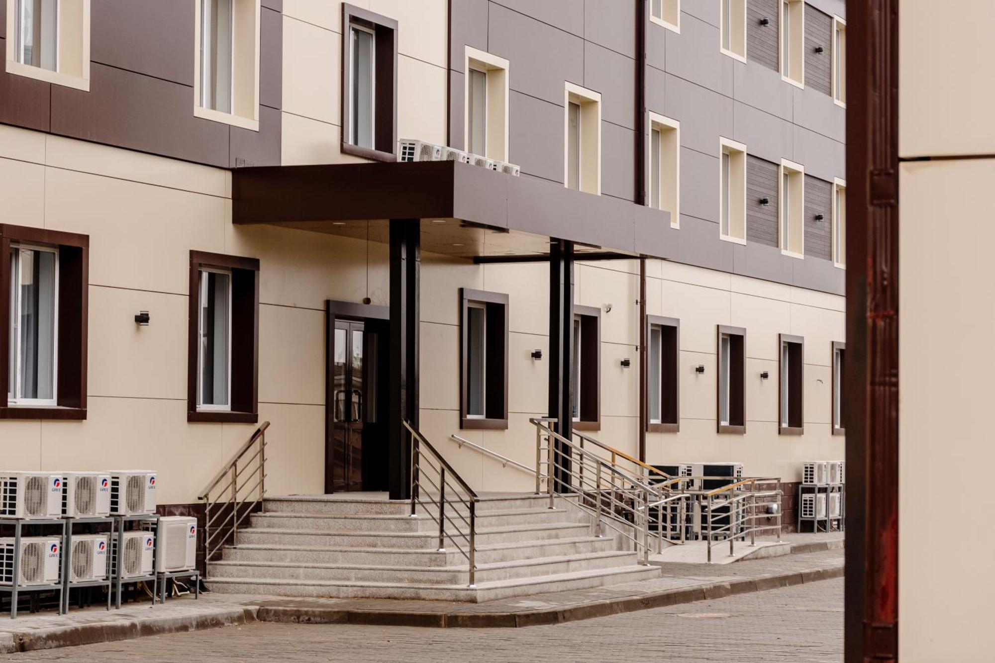 Chagala Hotel Aksai Aksay ภายนอก รูปภาพ